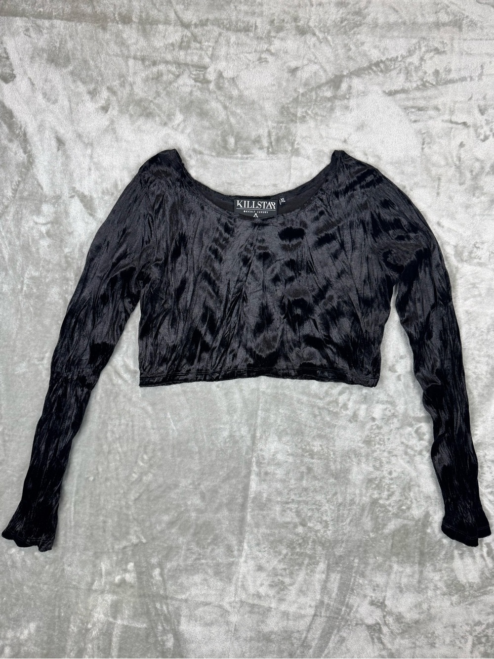 Killstar Midnight Velvet Long Sleeve Crop Top Black Crushed Velvet Goth Emo XL - Picture 2 of 9